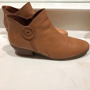 Jack Rogers leather boots, only worn a few times